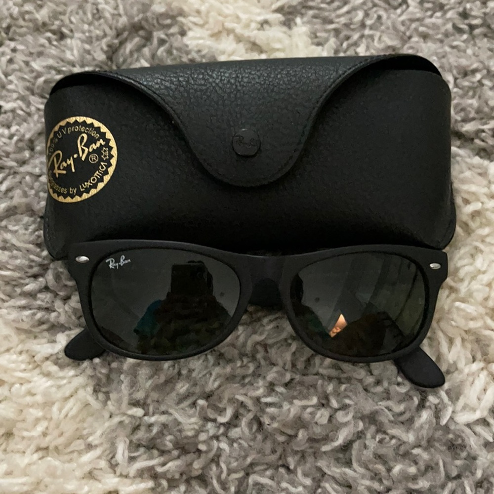 Junior Rayban sunglasses